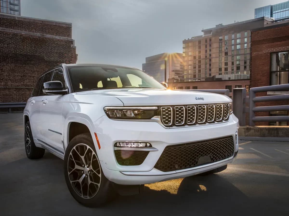 2026 Jeep Grand Cherokee 4xe