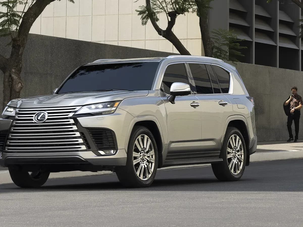 Lexus LX